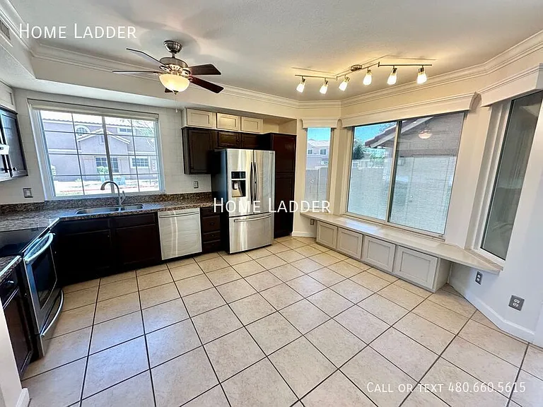 2875 W Highland St #1099 — Photo 7