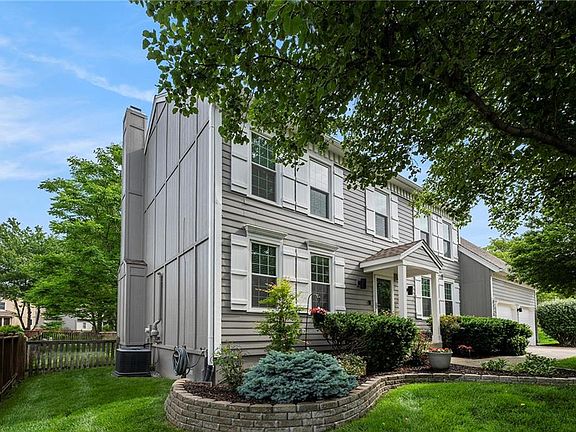 4th image of 8418 W 144th Pl