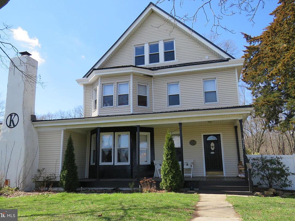 1st image of 4371 Dupont Pkwy