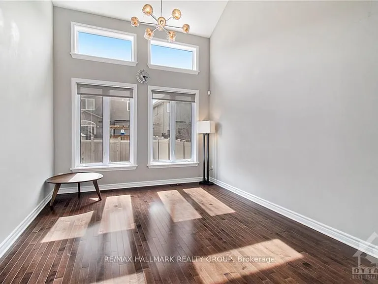 428 Arncliffe Ave — Photo 10