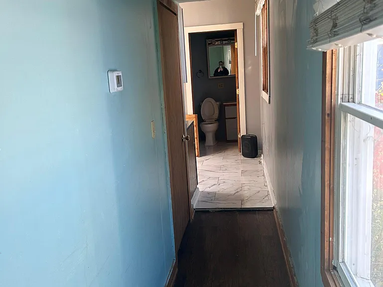 18 Rogge St #A — Photo 9