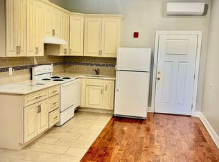 662 Bleecker St #1, Utica, NY 13501