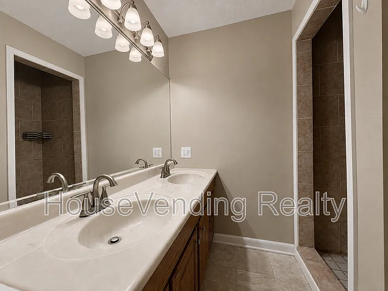 6204 Trailhead Cir — Photo 14