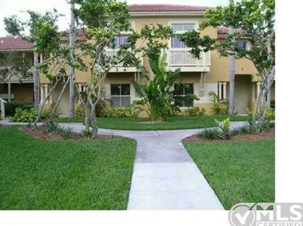 4751 Via Palm Lck APT 407, West Palm Beach, FL 33417