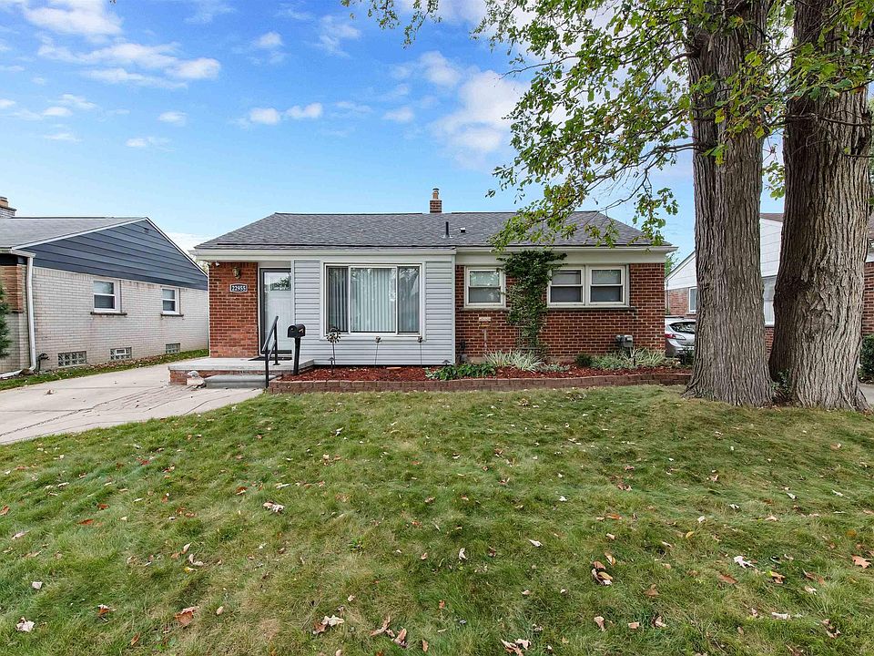 22955 Carolina St, Saint Clair Shores, MI 48080 | Zillow