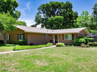 9804 Chiswell Rd, Dallas, TX 75238