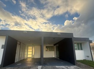 146 Station Olaya Pr, Bayamon, PR 00956