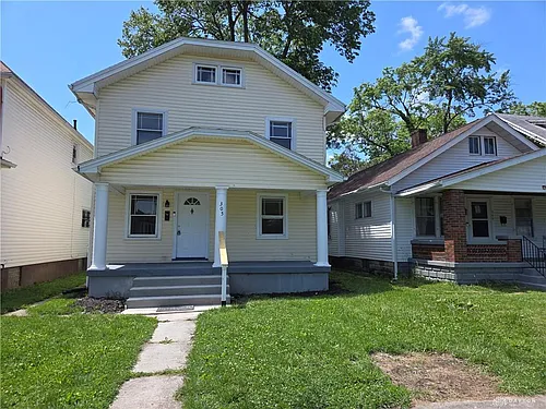 305 Westwood Ave Photo 1