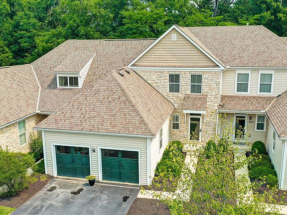 4th image of 392 Westgreen Ln