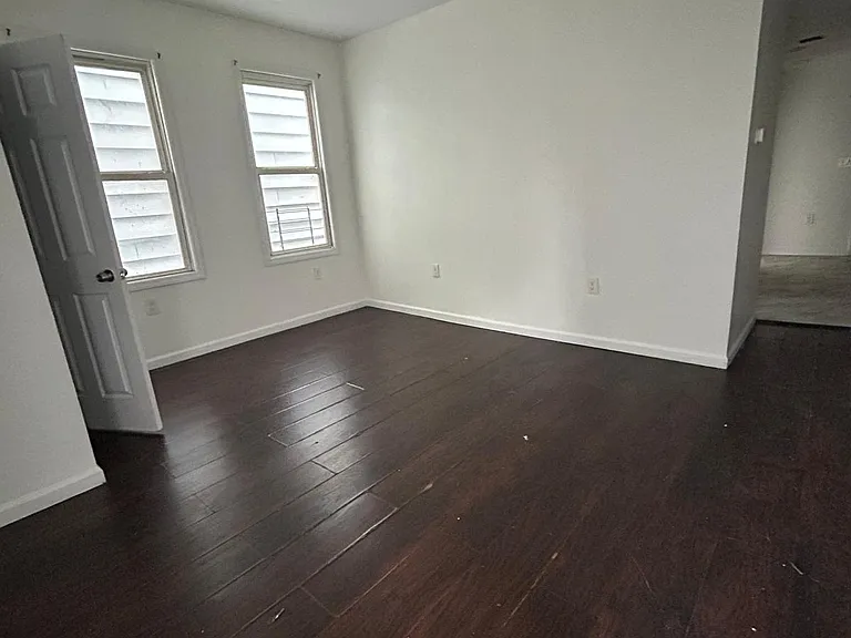 480 Irvine Turner Blvd #2A — Photo 5