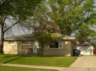 6524 N 81st St, Milwaukee, WI 53223