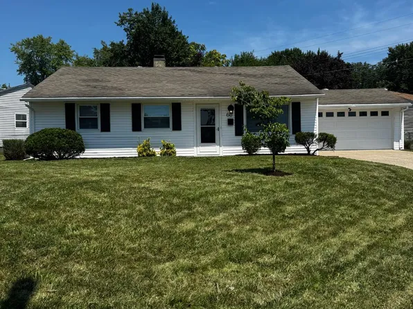 60 Stadia Dr, Franklin, OH 45005