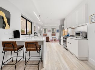 35 Walker St #2, New York, NY 10013