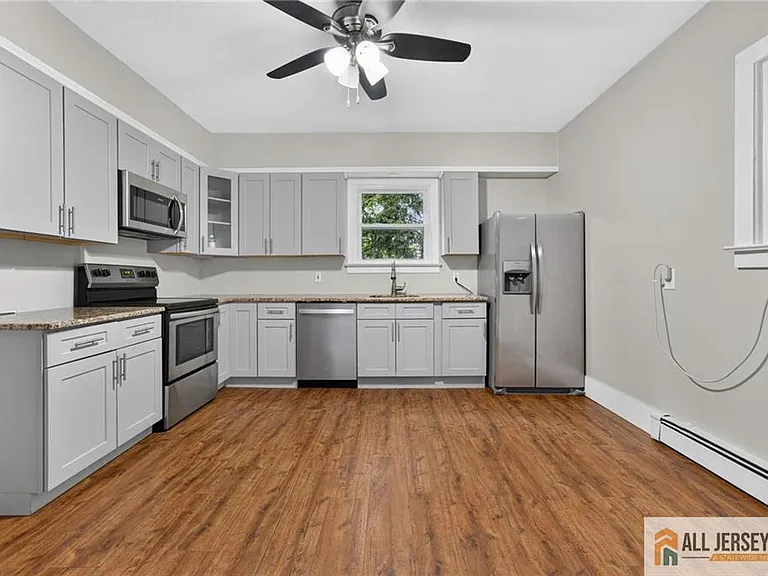 62 Washburn Ave #2 — Photo 8