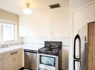 3801 SE Morrison St APT 11, Portland, OR 97214