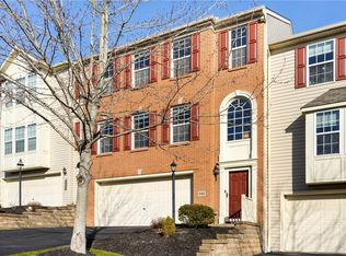 242 Maple Ridge Dr, Canonsburg, PA 15317