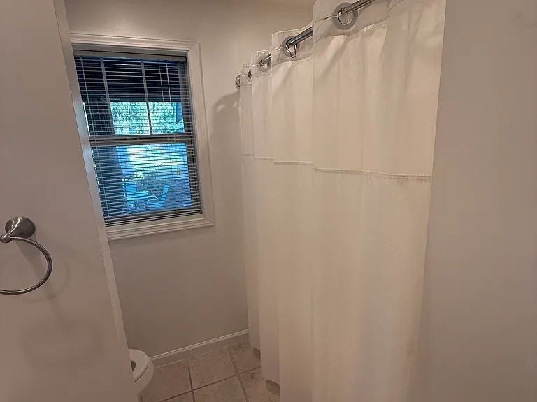601 Norris St #A — Photo 15