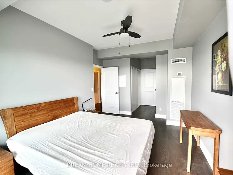 55 Speers Rd #1609 — Photo 8