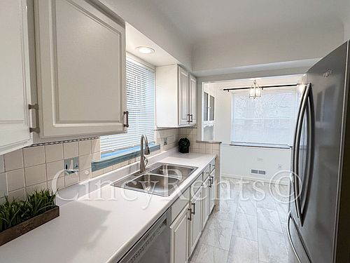 1st image of 3319 Mowbray Ln