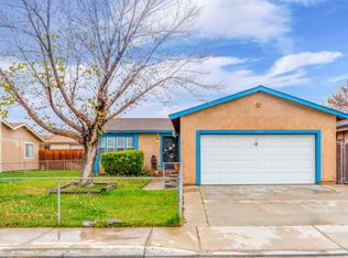 43653 Ponderosa St, Lancaster, CA
