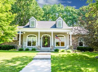 397 Arbor Rdg, Benton Harbor, MI 49022