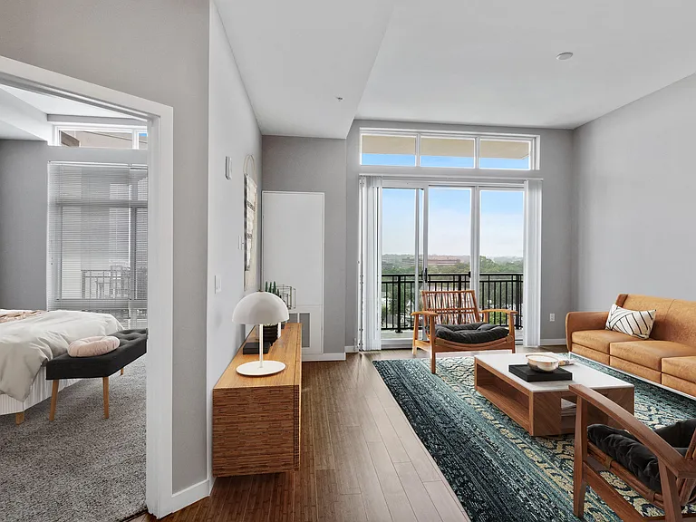 Postmark Apartments — Photo 28