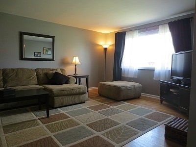 3rd image of 530 Burgess Ave