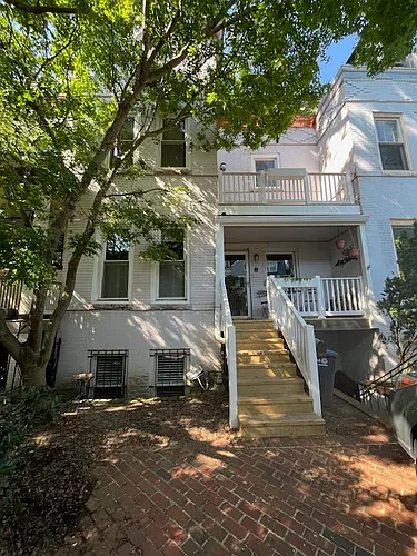1646 Newton St NW #B Photo 1
