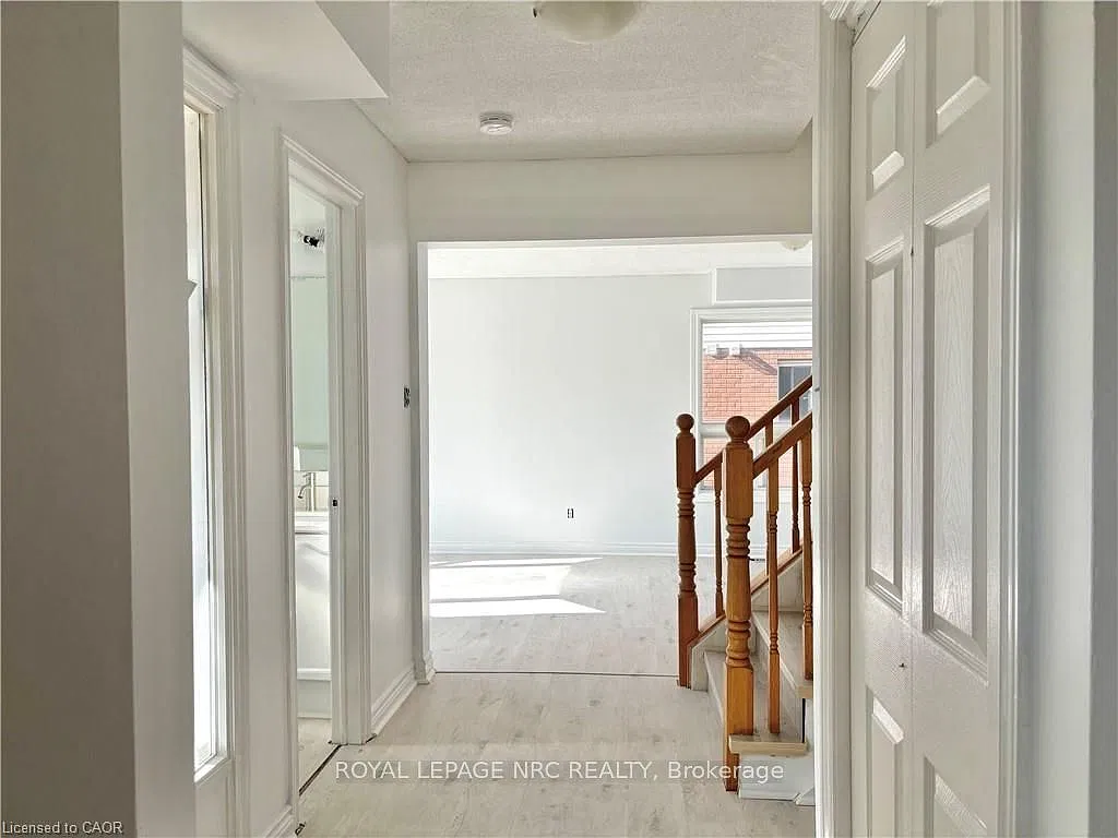 3 bed, $2,500 — Photo 4