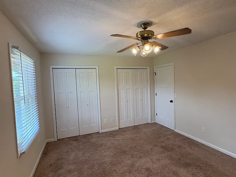 1476 Highway 126 #B8 — Photo 37