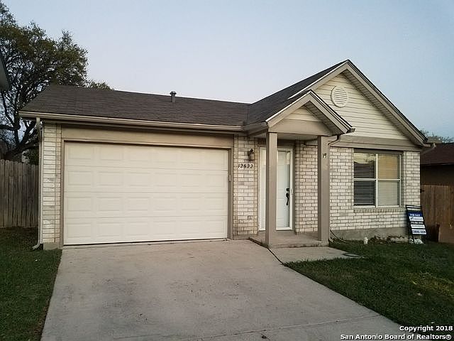 1st image of 12822 Maple Park Dr