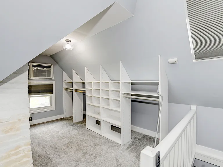 355 King Ave — Photo 19