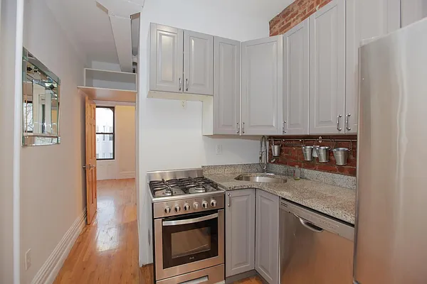 Rented by Voro NYC | media 15