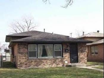2nd image of 13933 S Hoxie Ave