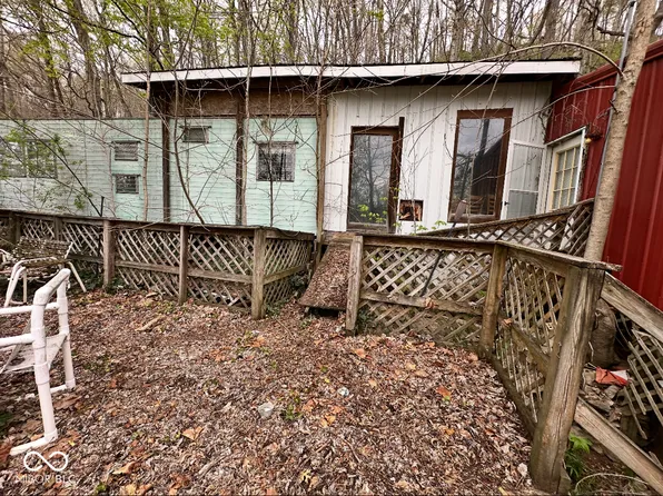 467 Rivervale Cabin Rd, Bedford, IN 47421