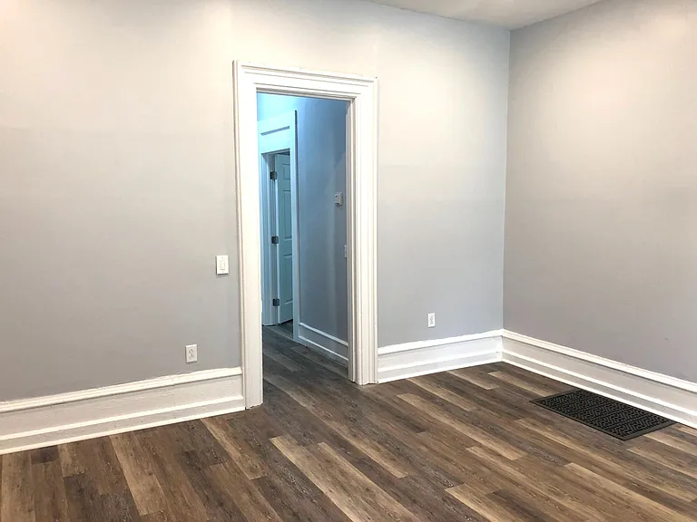 214 Green St #1 — Photo 18