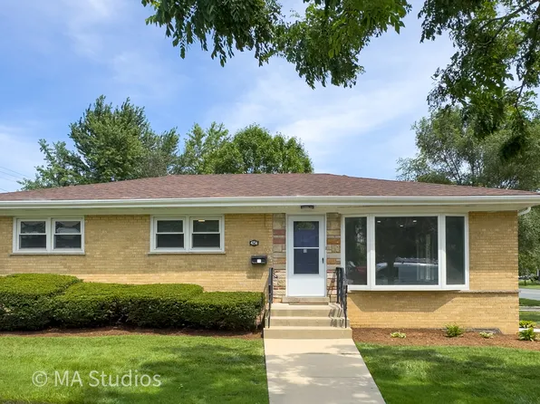 4256 Golf Rd, Skokie, IL 60076