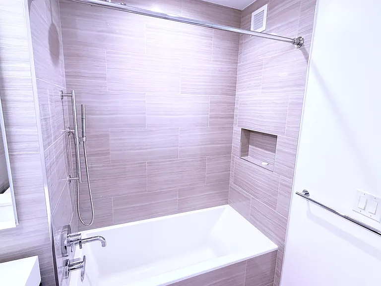 99 Hudson St #4805 — Photo 17