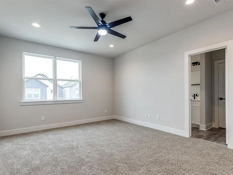 13130 Perennial Springs Dr — Photo 7