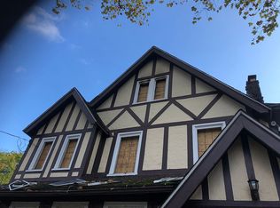 4 Golf Rd, Darby, PA 19023