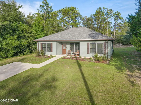 1975 Ambassador Ct, Chipley, FL 32428