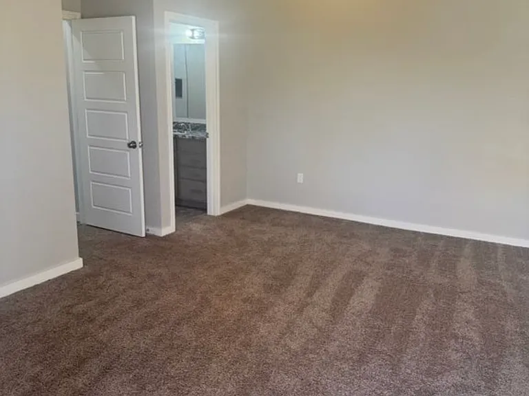 Primary with ensuite