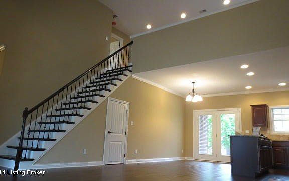 6604 Villa Springs 001