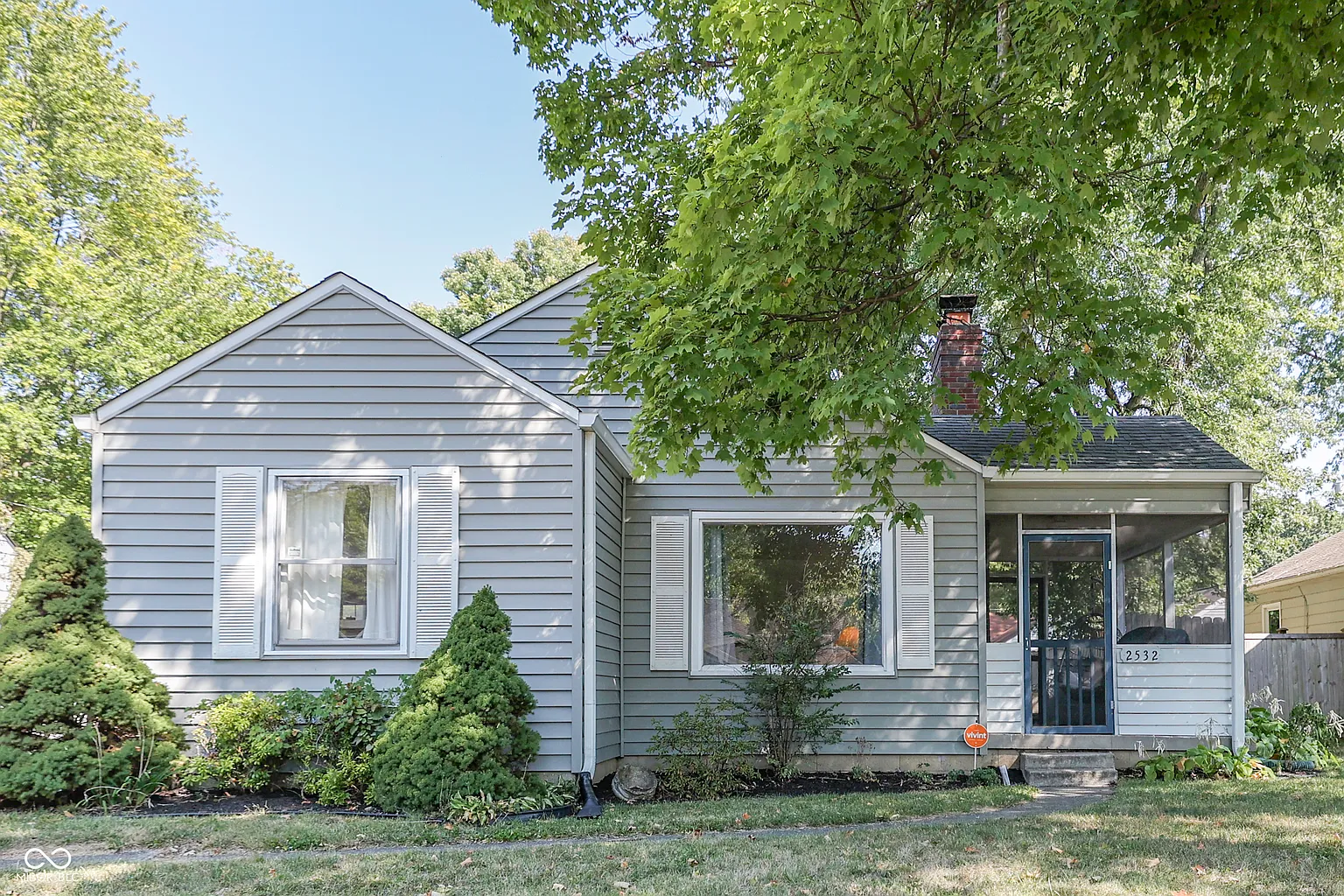 2532 Dell Zell Dr photo 1