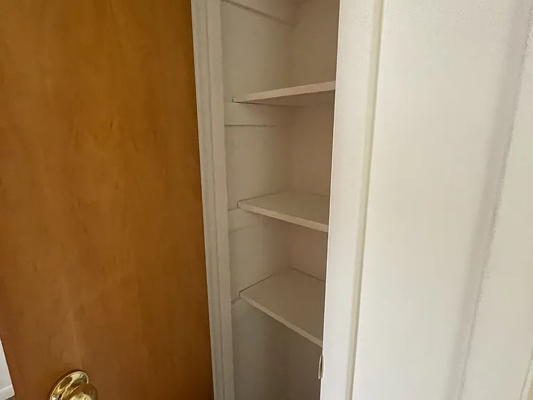3071 N Center Rd — Photo 10