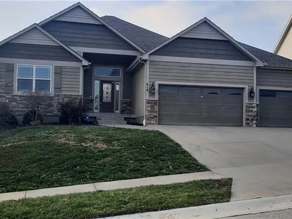 414 S Eddie Ave, Kearney, MO 64060