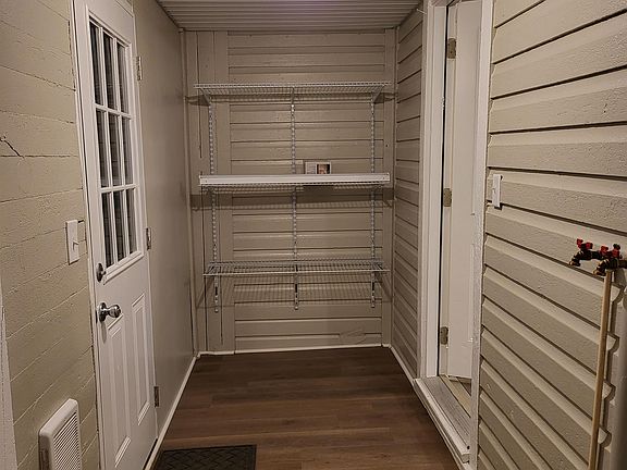 Mud room/laundry room