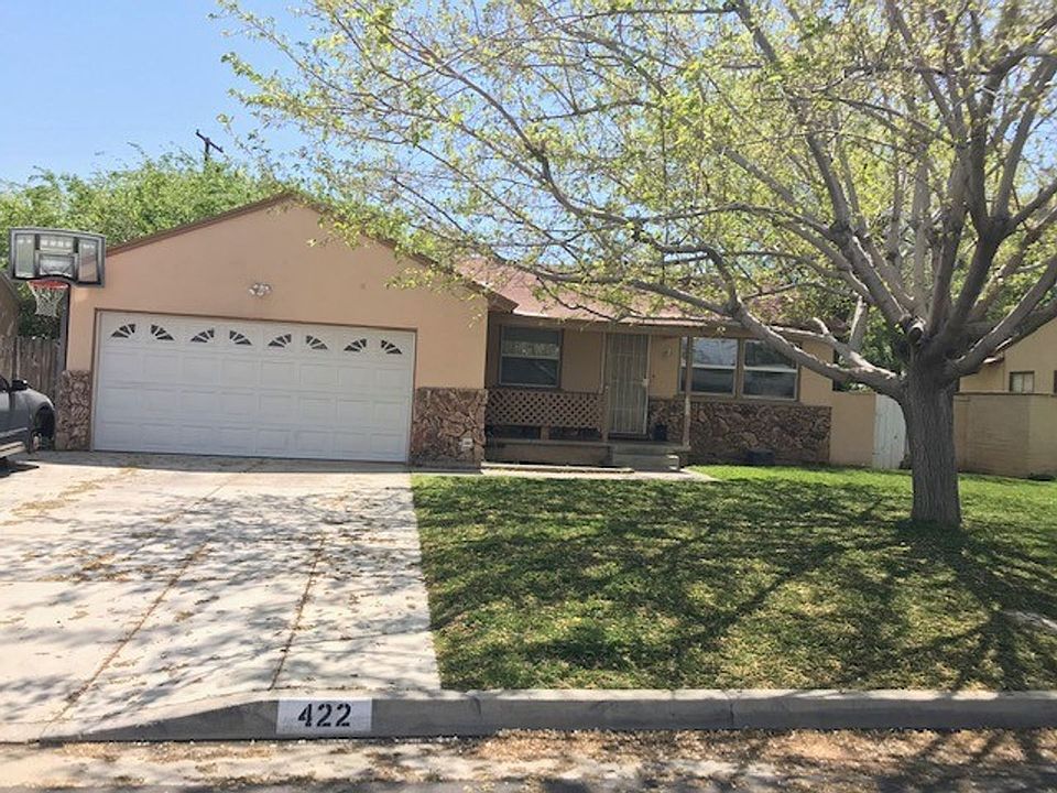 1st image of 422 W Avenue J8