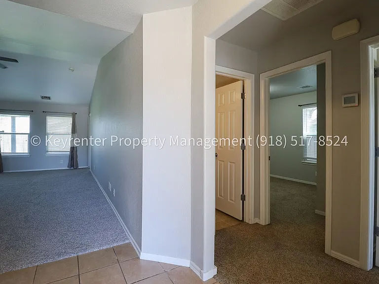 14709 E 107th Pl N — Photo 6