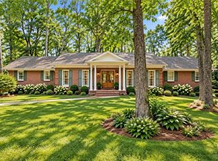 2373 Oxbow Cir, Stone Mountain, GA 30087